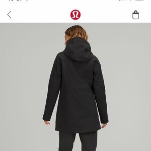 NWT lululemon Repel Shell Rain jacket